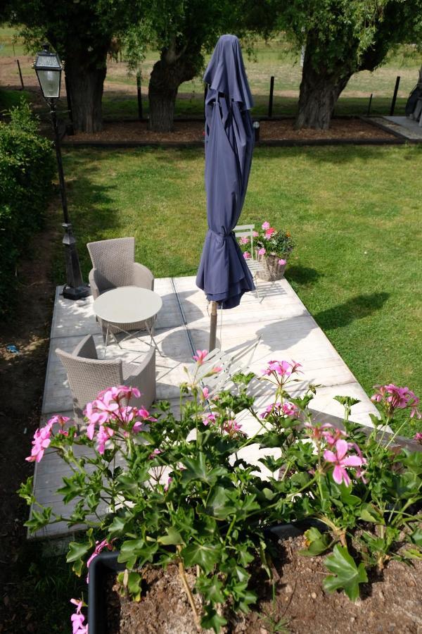 Camping Des Saules Jurbise Exterior foto